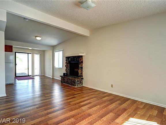 2nd image of 4404 Avondale Ave