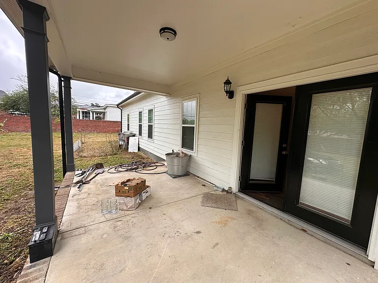 202 S Orange Ave — Photo 14
