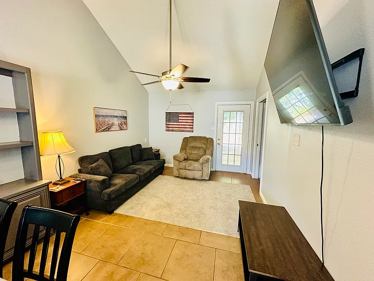 110 Willow Branch Dr #D — Photo 5