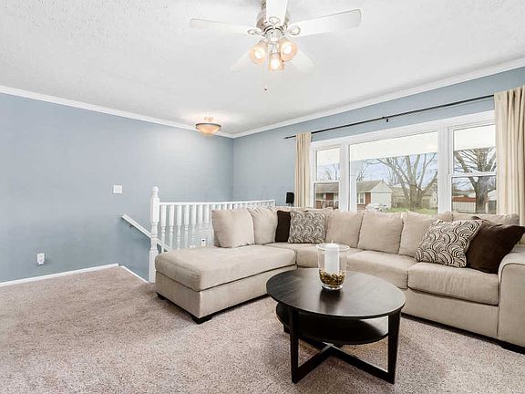 3rd image of 517 Amesbury Dr