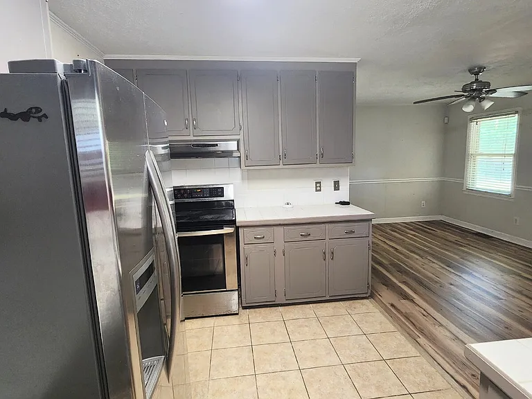 1512 Atwick Dr — Photo 11