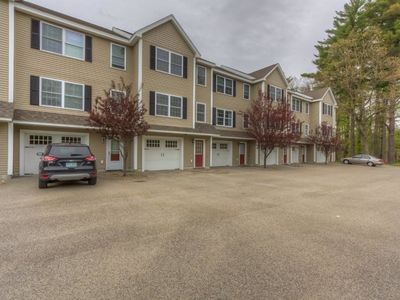3 Harvest Dr, Dover, NH, 03820