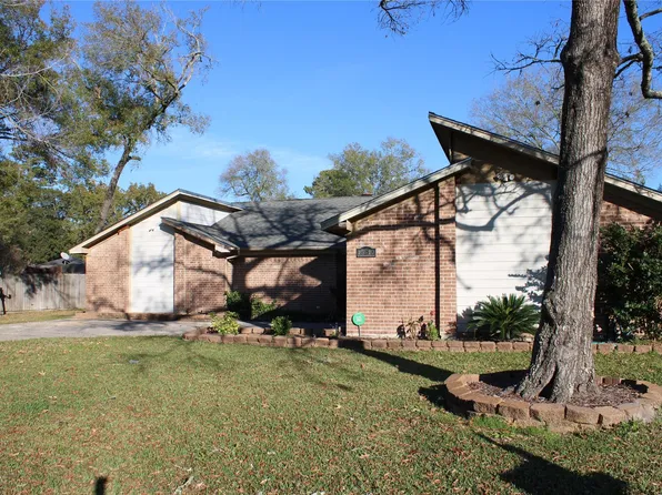 15910 Boatswain Ct, Crosby, TX 77532