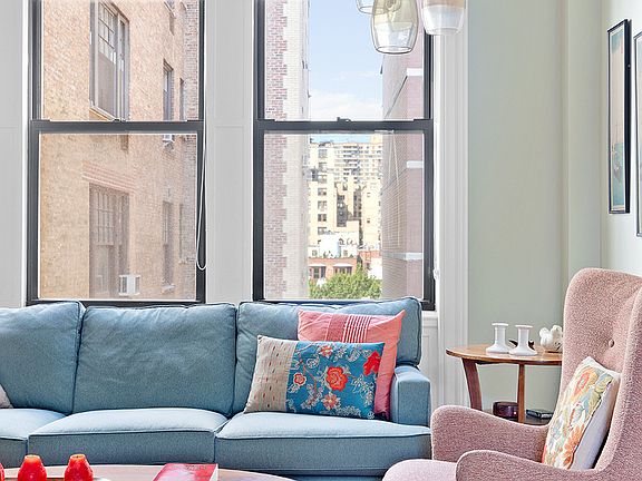 4th image of 267 W 89th St APT 8C