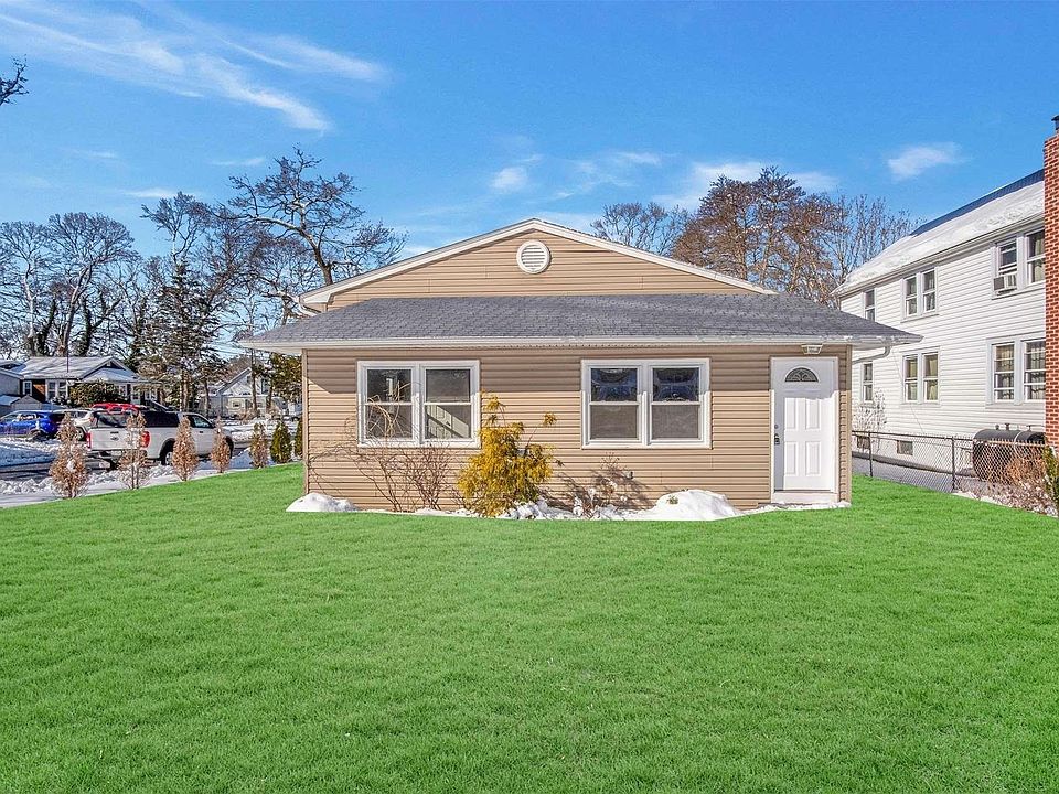 1st image of 108 Adirondack Drive