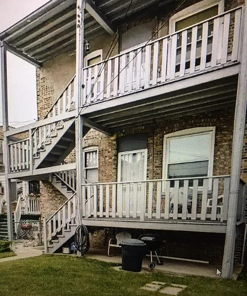 7309 S Langley Ave #1 — Photo 2