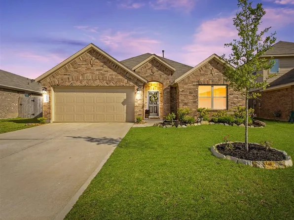 14028 Lake Crescent Dr, Conroe, TX 77384