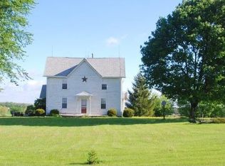 W1274 Lincoln Rd, Oconomowoc, WI 53066