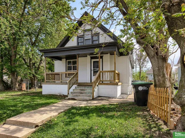 1473 Evans St, Omaha, NE 68110