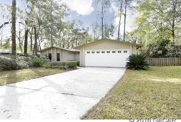 1st image of 4013 NW 34th Pl