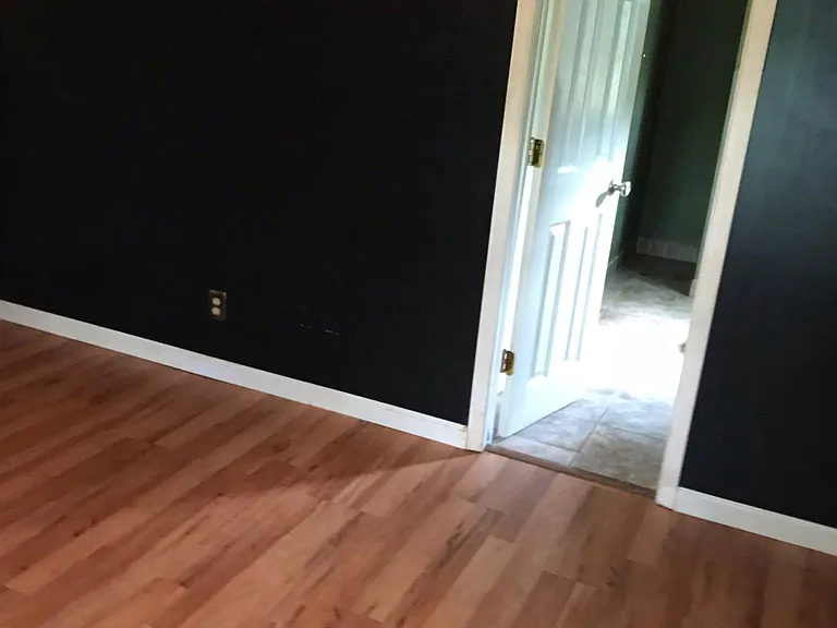 210 Kennedy Rd — Photo 80
