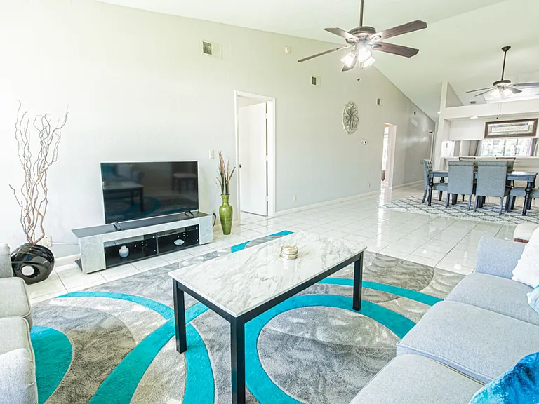 4230 Jack Frost Ct #4 — Photo 5