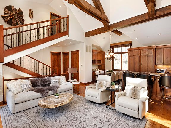 3rd image of 105 E Lupine Dr #105