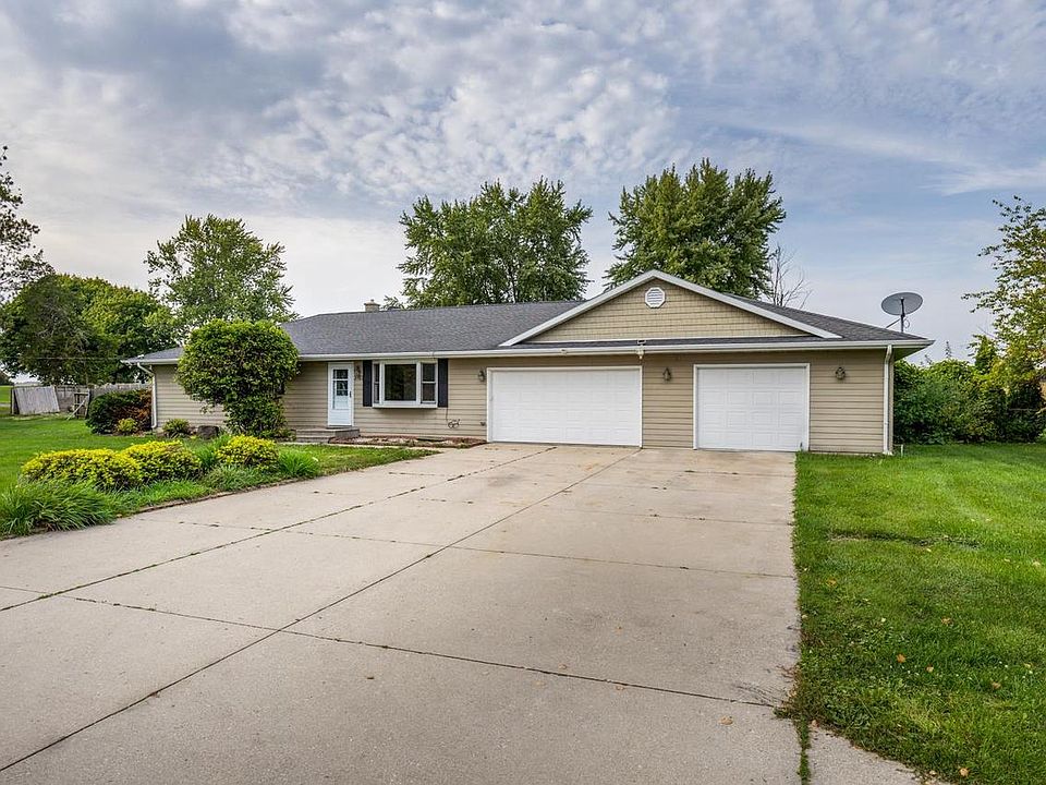 3910 West County Road A, Janesville, WI 53548 Zillow