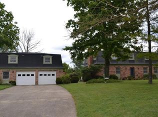 2482 Fox Hollow Rd, Springfield, OH 45502