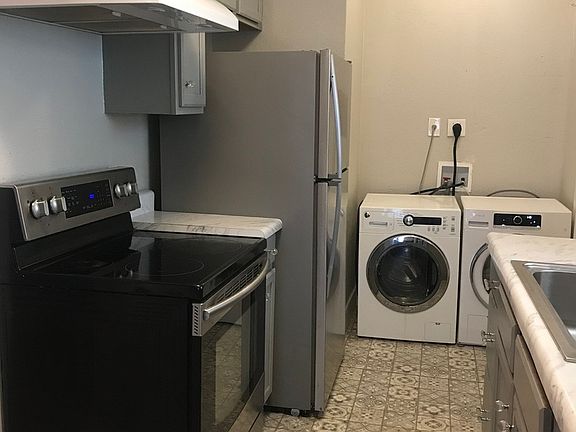 4th image of 324 E French Pl