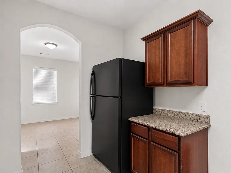 1224 Arizona Dr — Photo 13