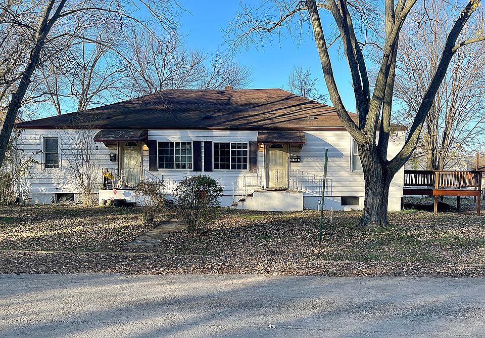1st image of 3545 Wallace Ave