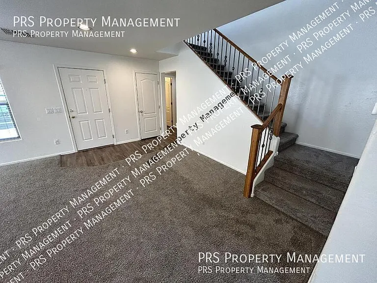 45563 W Starlight Dr — Photo 6