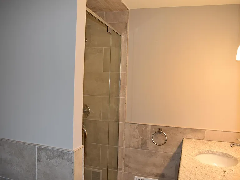 1592 Lone Pine Rd — Photo 35