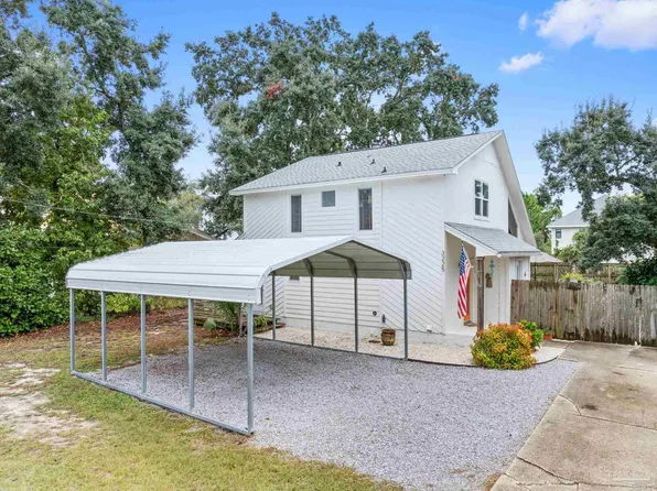 3225 Laurel Dr, Gulf Breeze, FL 32563