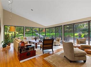 12 Clinton Ln, Harrison, NY 10528