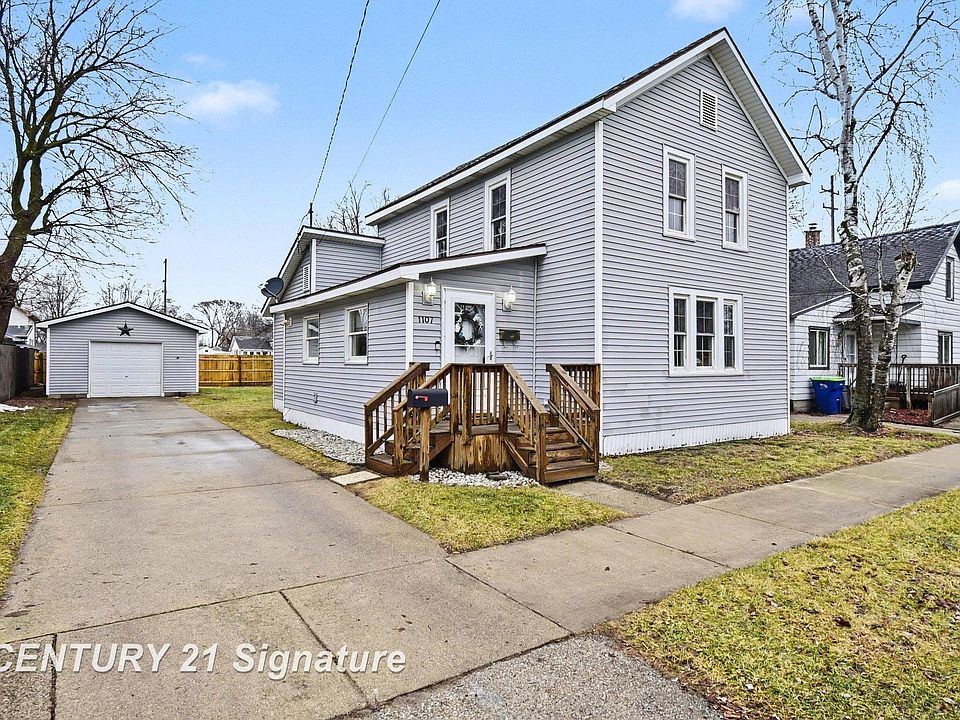1st image of 1107 Bradfield St