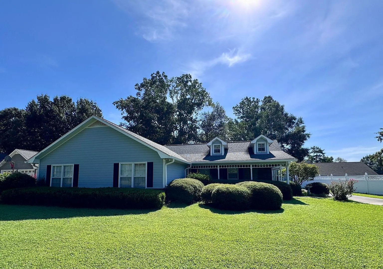 1310 Old Summerville Rd — Photo 1