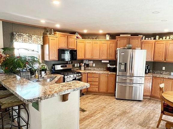 5th image of W6150 Steffen Ln