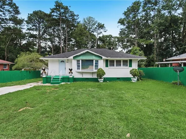 1101 Lloyd Dr, Forest Park, GA 30297