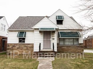 24371 Beachland Dr, Euclid, OH