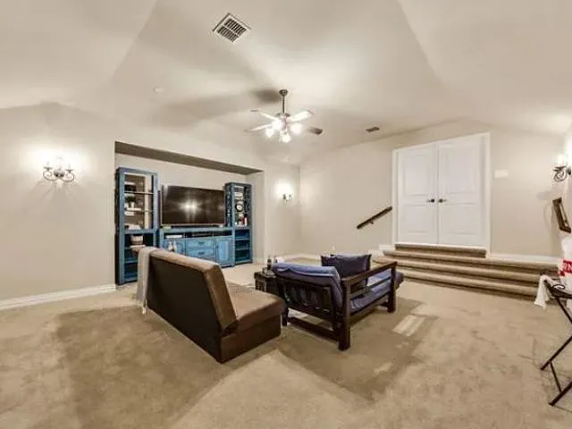 935 Pelican Dr — Photo 7