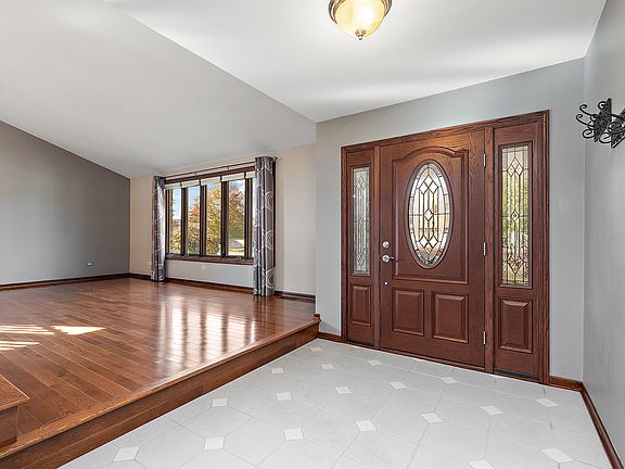 5th image of 14493 Creekview Dr
