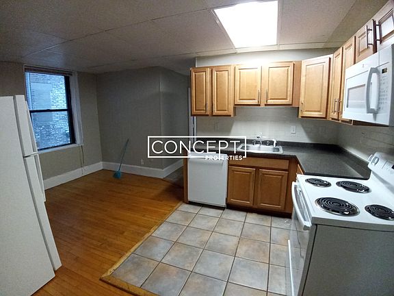 3rd image of 437 Cambridge St APT 3