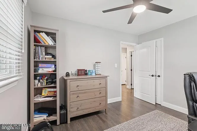 118 Darien Rd — Photo 12