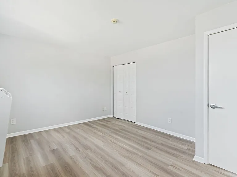 110 Butler St — Photo 2