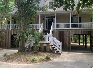 401 W Indian Ave, Folly Beach, SC 29439