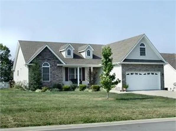 1068 Twin Oaks Blvd, Mount Sterling, KY 40353