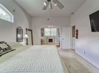 9601 Regents Park Dr, Tampa, FL 33647