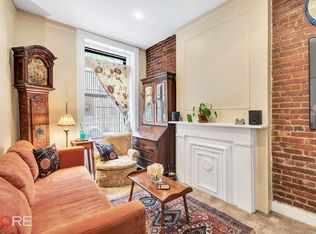 516 E 82nd St, New York, NY 10028