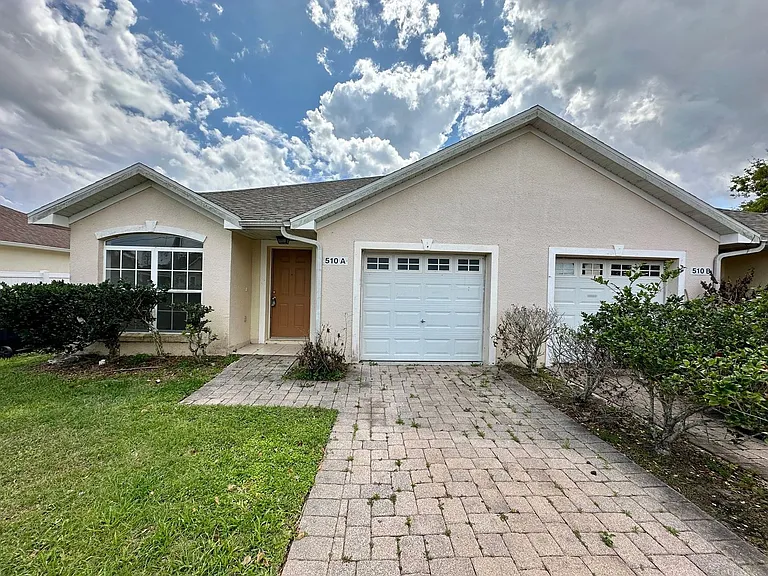 510 Blackbird Ln — Photo 2