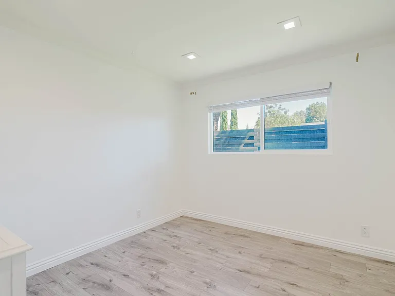 11072 Chimineas Ave — Photo 21