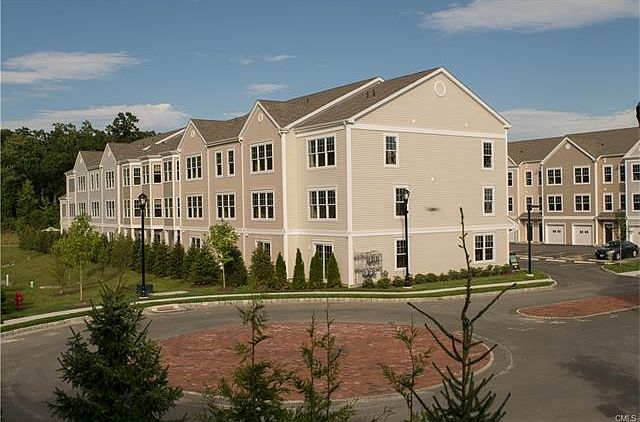 2nd image of 310 Copper Square Dr