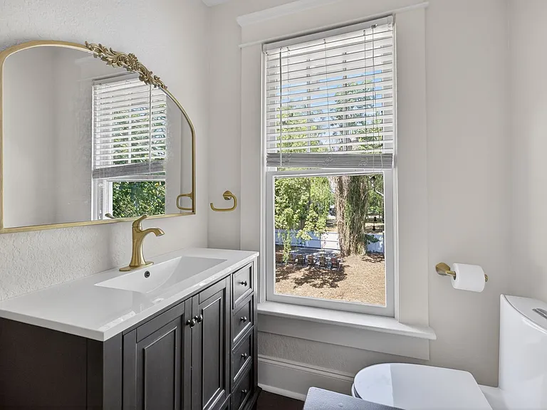 2904 N Jefferson St — Photo 35