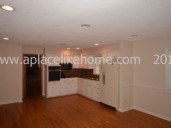 5th image of 6609 Garnett Dr