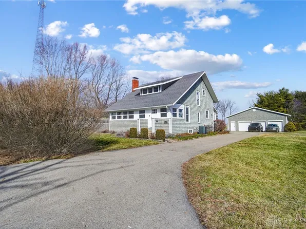 8782 Selma Pike, South Charleston, OH 45368