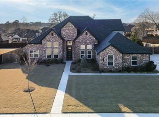 712 Flycatcher Trce, Springdale, AR 72762