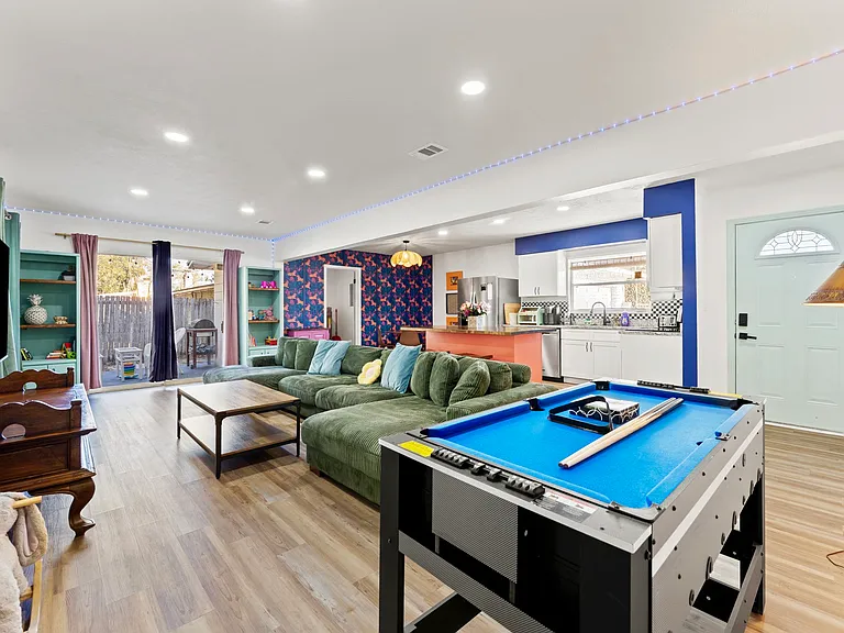 7937 Jaguar Dr — Photo 1