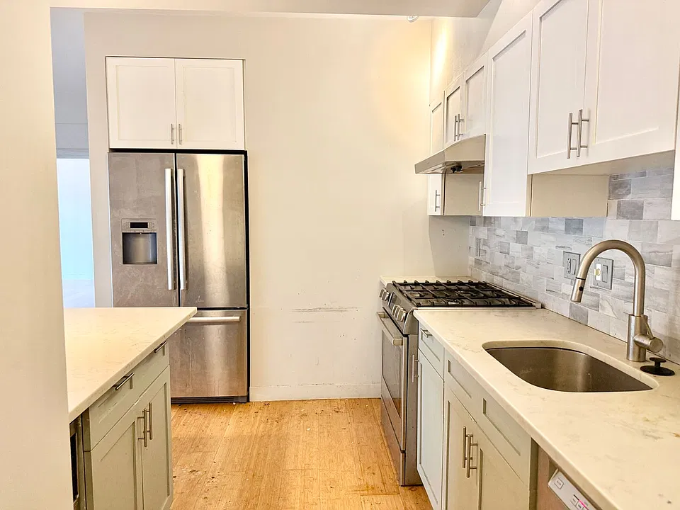 21 Chestnut St #504