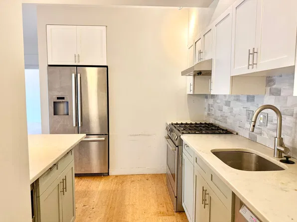 21 Chestnut St Unit 504, Portland, ME 04101